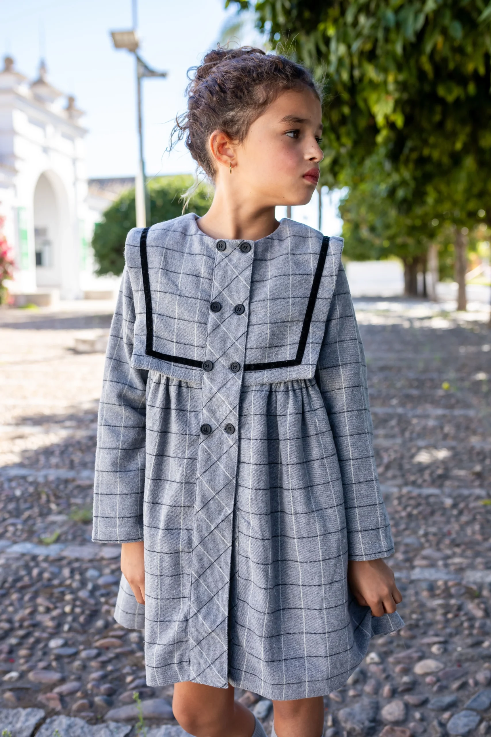 Vestido de niña gris Cocote & Charanga - Imagen 5